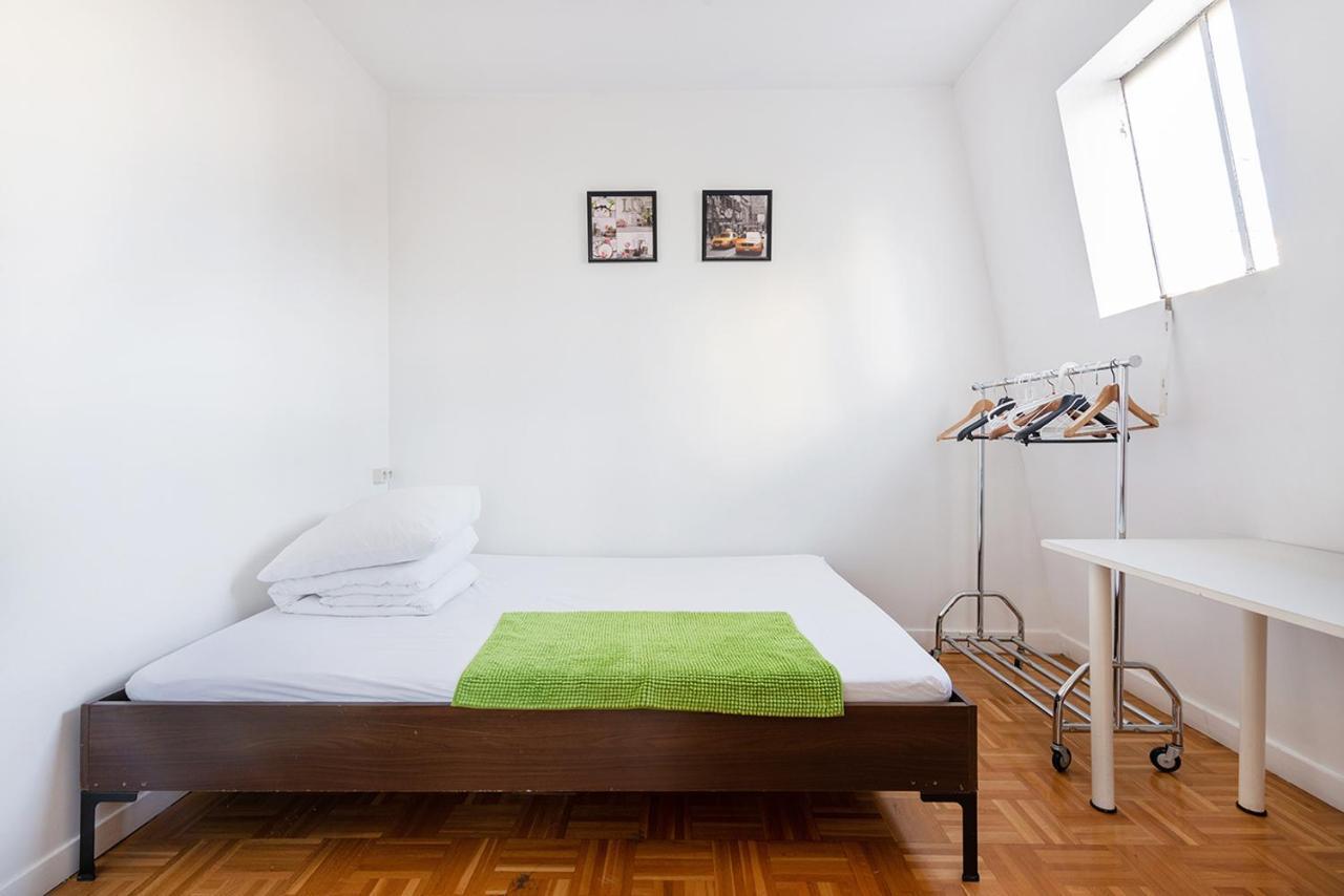 Cameleon Paris Guesthouse Pantin Extérieur photo
