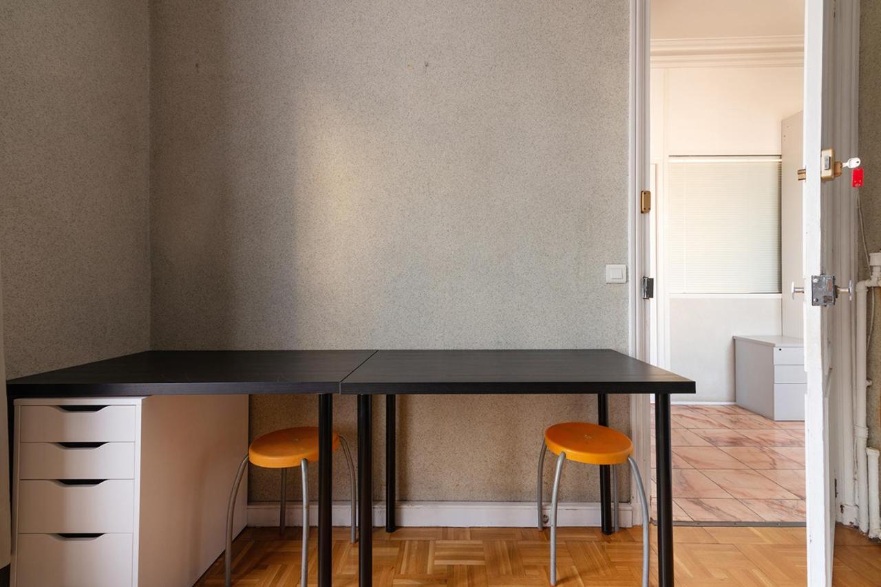 Cameleon Paris Guesthouse Pantin Extérieur photo
